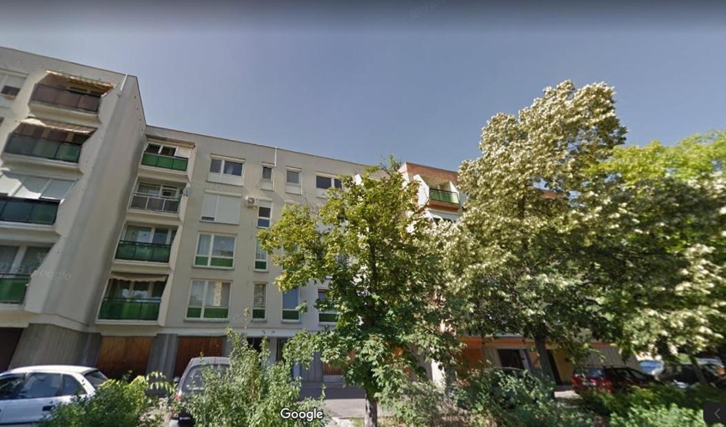 Pecsi Keco - Home Over The City Bagian luar foto